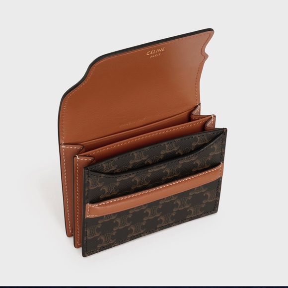 CELINE BUSINESS CARD HOLDER IN TRIOMPHE CANVAS AND LAMBSKIN
TAN - Picture 2 of 8